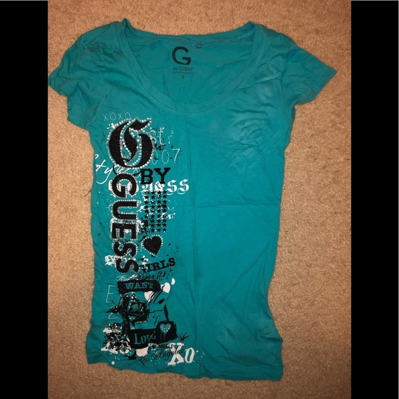 womens guess tshirt